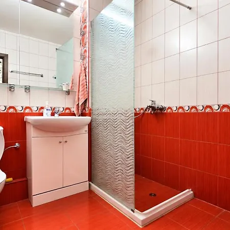 1br W/ Pools & Free Parking | Walk To Lejlighed