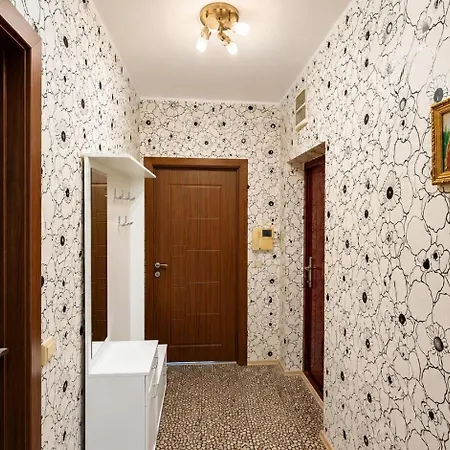 Lejlighed 1br W/ Pools & Free Parking | Walk To *